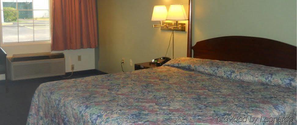 Adams Inn Дотан Екстериор снимка